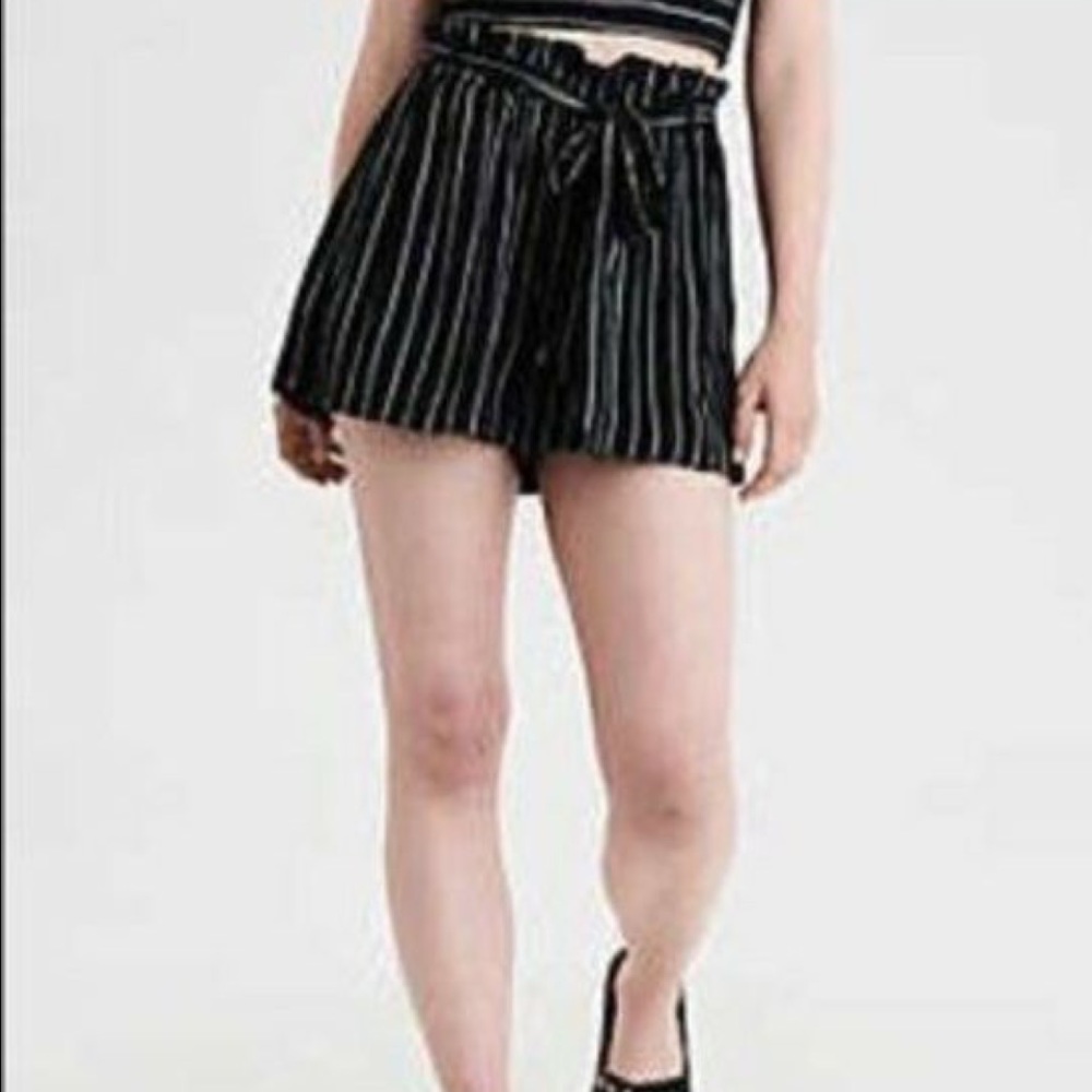 AE PAPERBAG WAIST SHORT